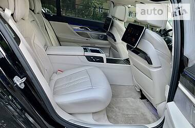 Седан BMW 7 Series 2015 в Киеве