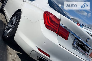 Седан BMW 7 Series 2011 в 
