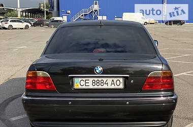 Седан BMW 7 Series 2000 в Чернівцях