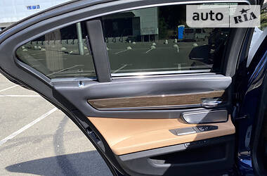 Седан BMW 7 Series 2014 в 