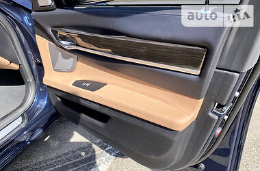 Седан BMW 7 Series 2014 в 
