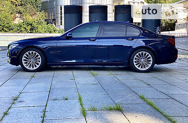 Седан BMW 7 Series 2014 в 