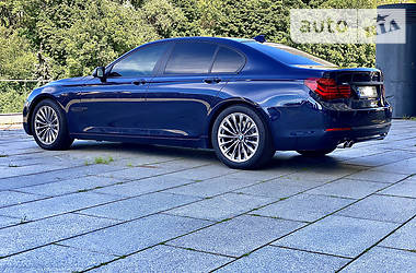 Седан BMW 7 Series 2014 в 