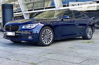 Седан BMW 7 Series 2014 в 