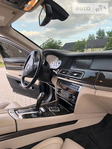 Седан BMW 7 Series 2011 в Івано-Франківську