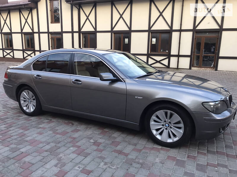 Седан BMW 7 Series 2006 в Ровно