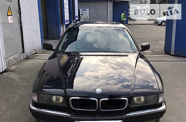 Седан BMW 7 Series 1995 в Киеве