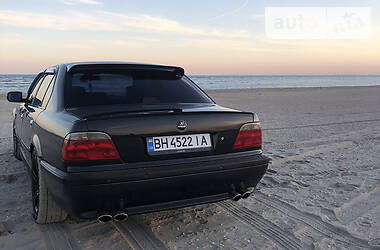 Седан BMW 7 Series 1999 в Измаиле