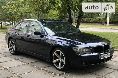 Седан BMW 7 Series 2005 в Львове