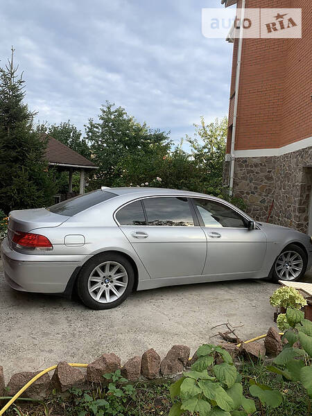 Седан BMW 7 Series 2002 в Киеве