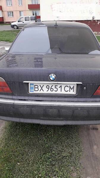 Седан BMW 7 Series 2000 в Старокостянтинові