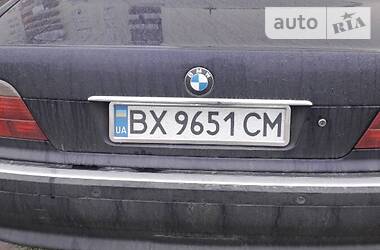 Седан BMW 7 Series 2000 в Староконстантинове