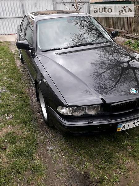 Седан BMW 7 Series 2000 в Киеве