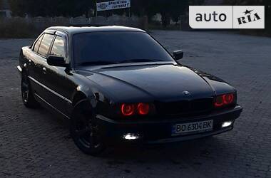 Седан BMW 7 Series 1995 в Тернополе