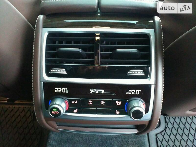 Седан BMW 7 Series 2017 в Києві