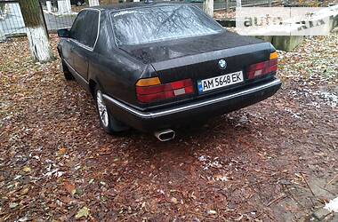 Седан BMW 7 Series 1990 в Ружине