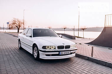 Седан BMW 7 Series 1995 в Тернополі