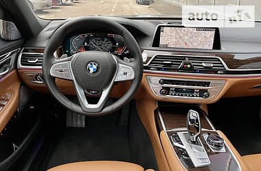 Седан BMW 7 Series 2019 в Києві