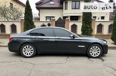 Седан BMW 7 Series 2009 в Ужгороде