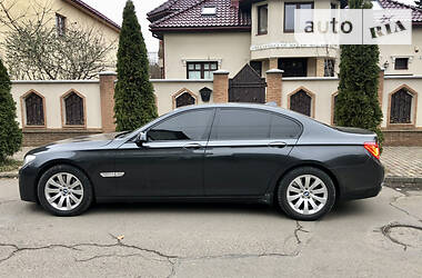 Седан BMW 7 Series 2009 в Ужгороді