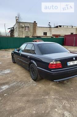 Седан BMW 7 Series 1998 в Новом Роздоле