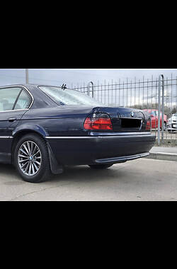 Седан BMW 7 Series 2000 в Киеве