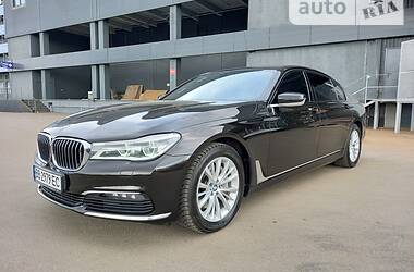 Седан BMW 7 Series 2017 в Киеве