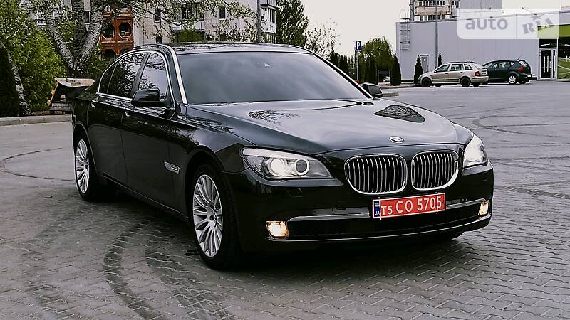Седан BMW 7 Series 2011 в Житомире