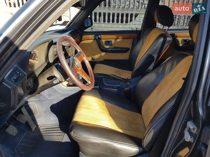 Седан BMW 7 Series 1985 в Виннице фото 33 Седан BMW 7 Series 1985 в Виннице