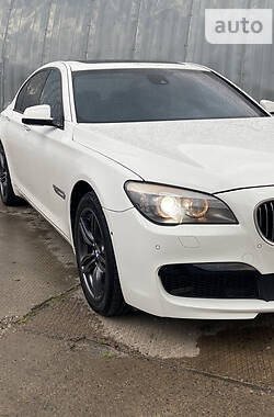 Седан BMW 7 Series 2012 в Львове