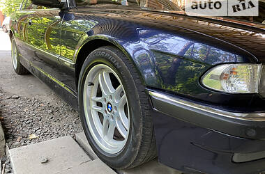 Седан BMW 7 Series 1999 в Киеве