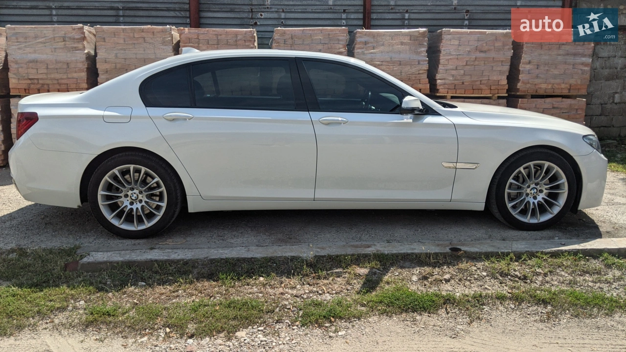 2015 BMW 7er - мініатюра 13