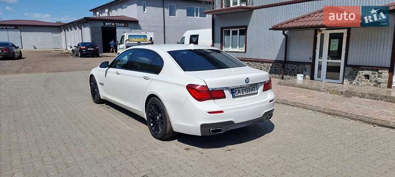 Седан BMW 7 Series 2014 в Черкасах