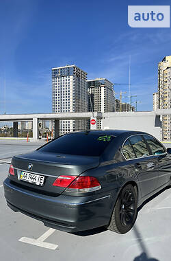 Седан BMW 7 Series 2002 в Києві