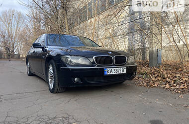 Седан BMW 7 Series 2003 в Києві