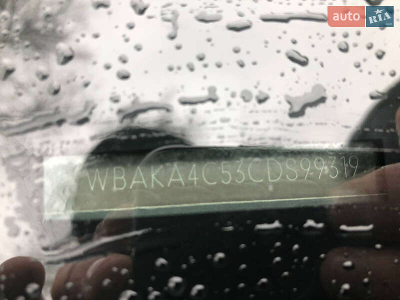 Седан BMW 7 Series 2012 в Черкасах