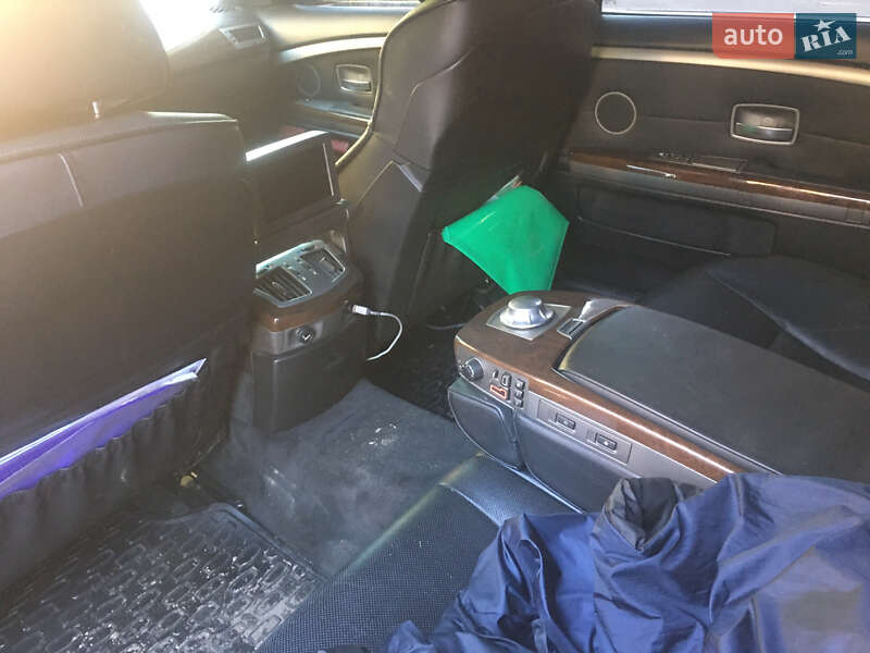 Седан BMW 7 Series 2003 в Одессе