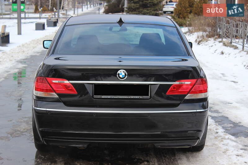 Седан BMW 7 Series 2005 в Днепре