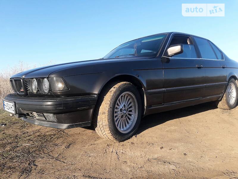 Седан BMW 7 Series 1987 в Одессе