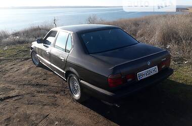 Седан BMW 7 Series 1987 в Одессе