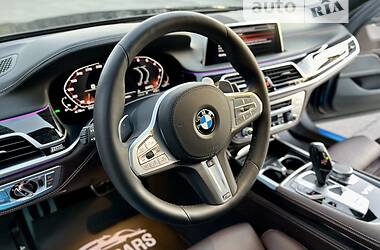 Седан BMW 7 Series 2021 в Львове