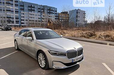 Седан BMW 7 Series 2020 в Львові