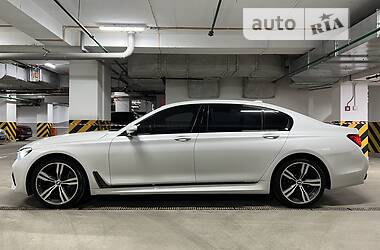 Седан BMW 7 Series 2017 в Киеве