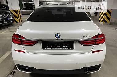 Седан BMW 7 Series 2017 в Киеве