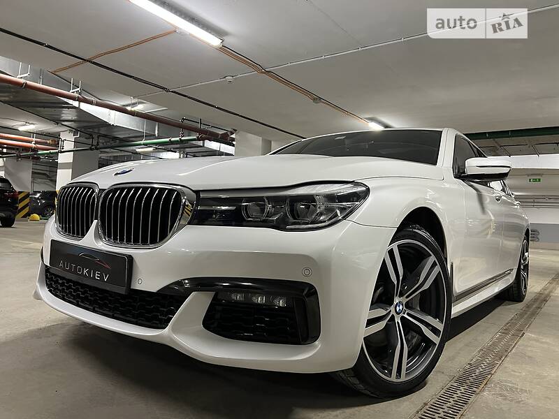 Седан BMW 7 Series 2017 в Киеве