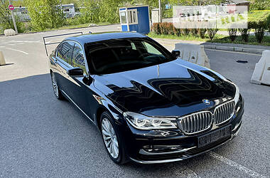 Седан BMW 7 Series 2017 в Киеве