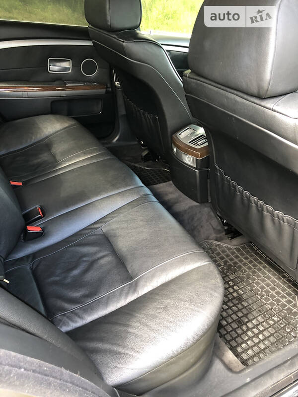 Седан BMW 7 Series 2006 в Коростышеве
