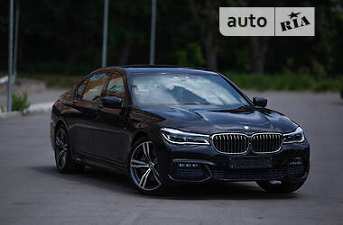 Седан BMW 7 Series 2019 в Виннице