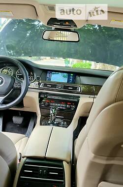 Седан BMW 7 Series 2012 в Одессе