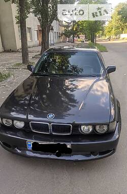 Седан BMW 7 Series 1992 в Києві